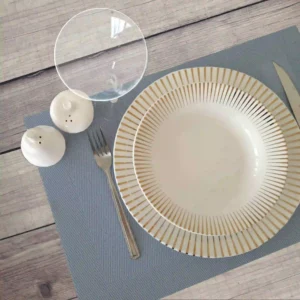 Set de table gris clair
